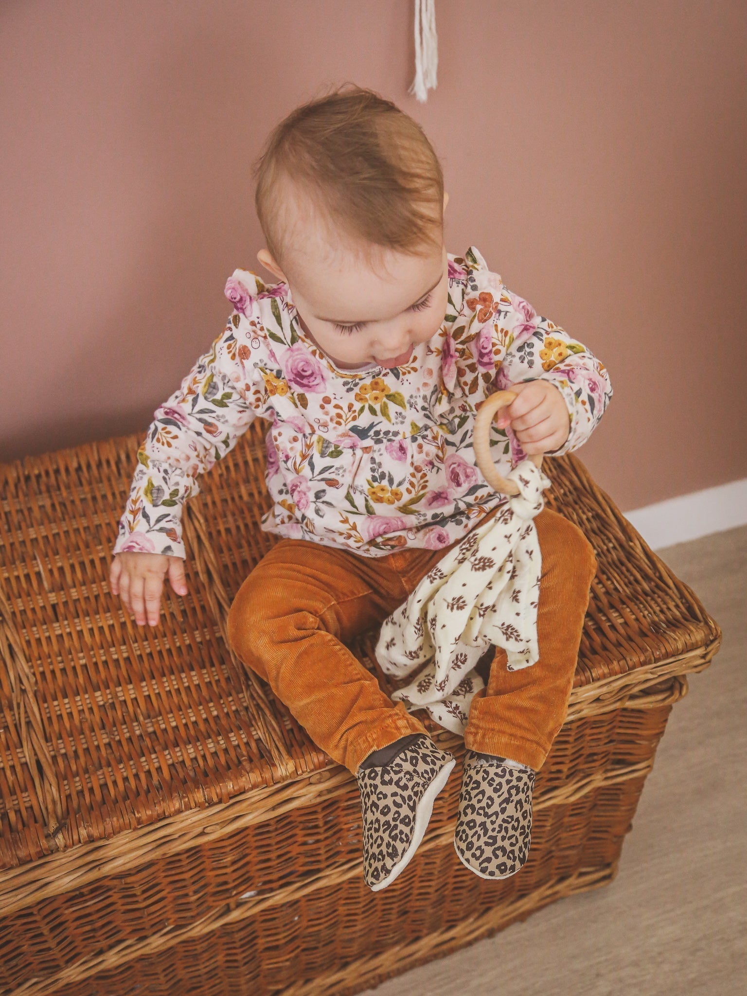 chausson fourre bebe léopard