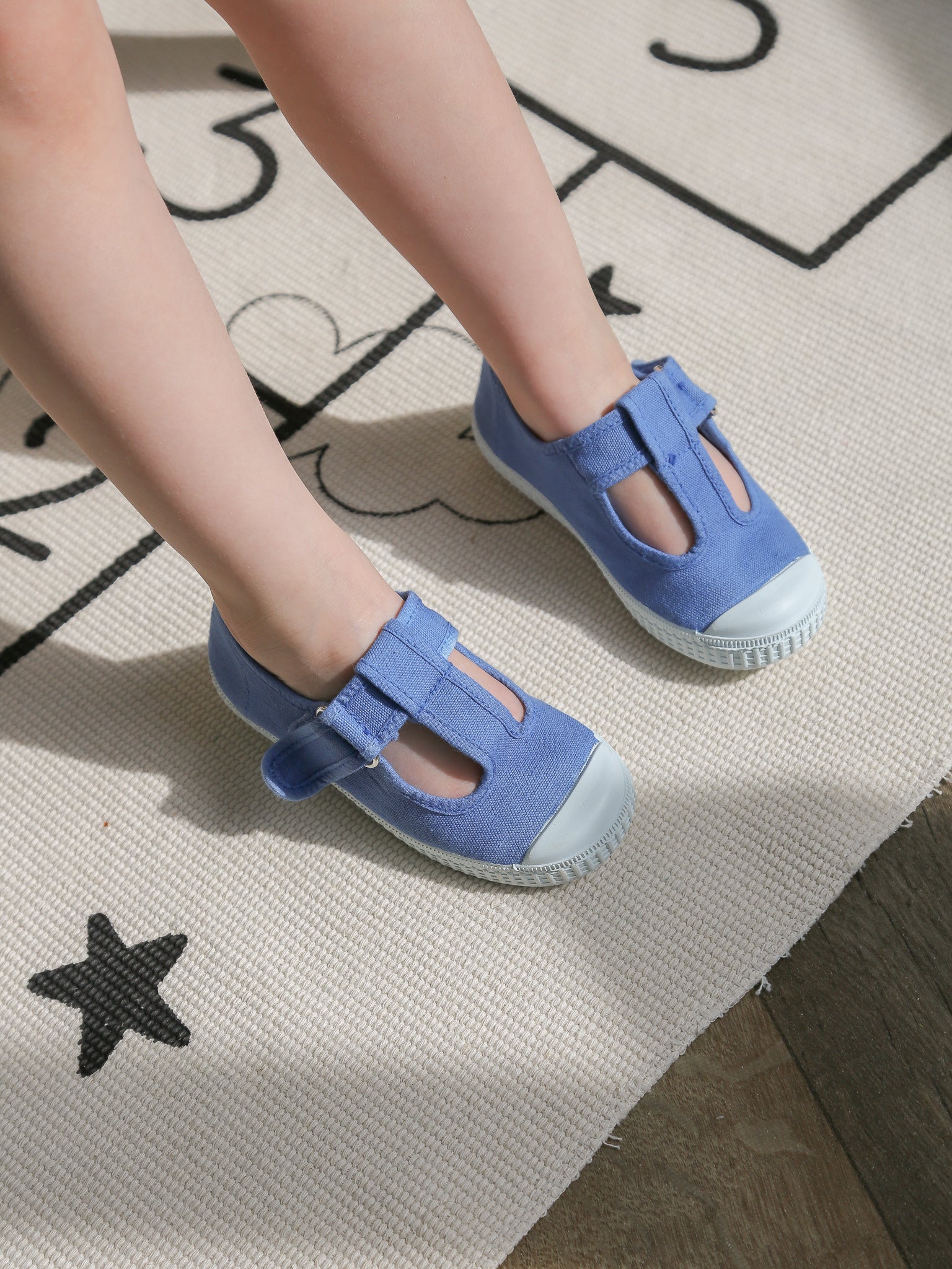 Pourquoi choisir des chaussures en toile pour un enfant ?