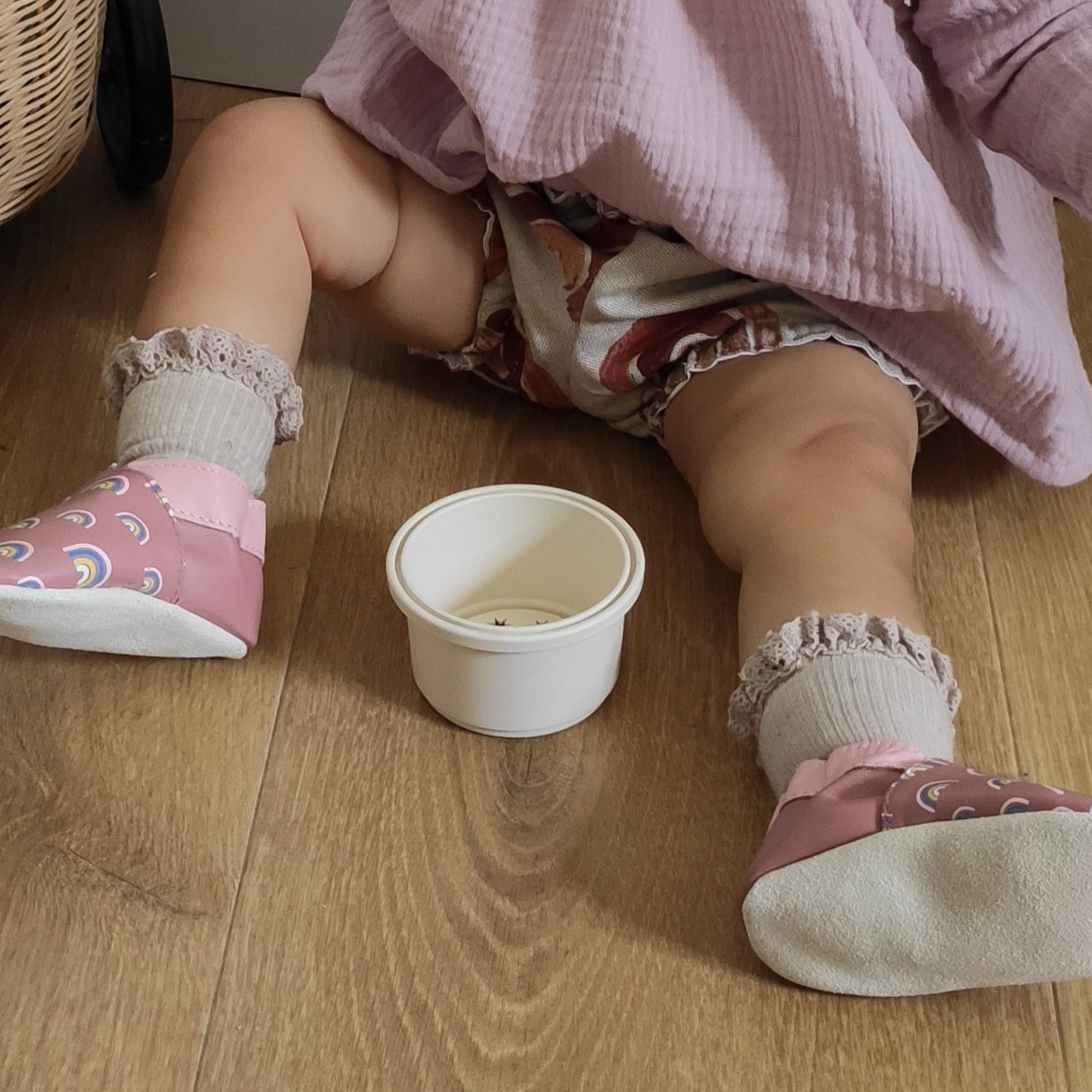 chausson bebe en cuir souple pour la creche