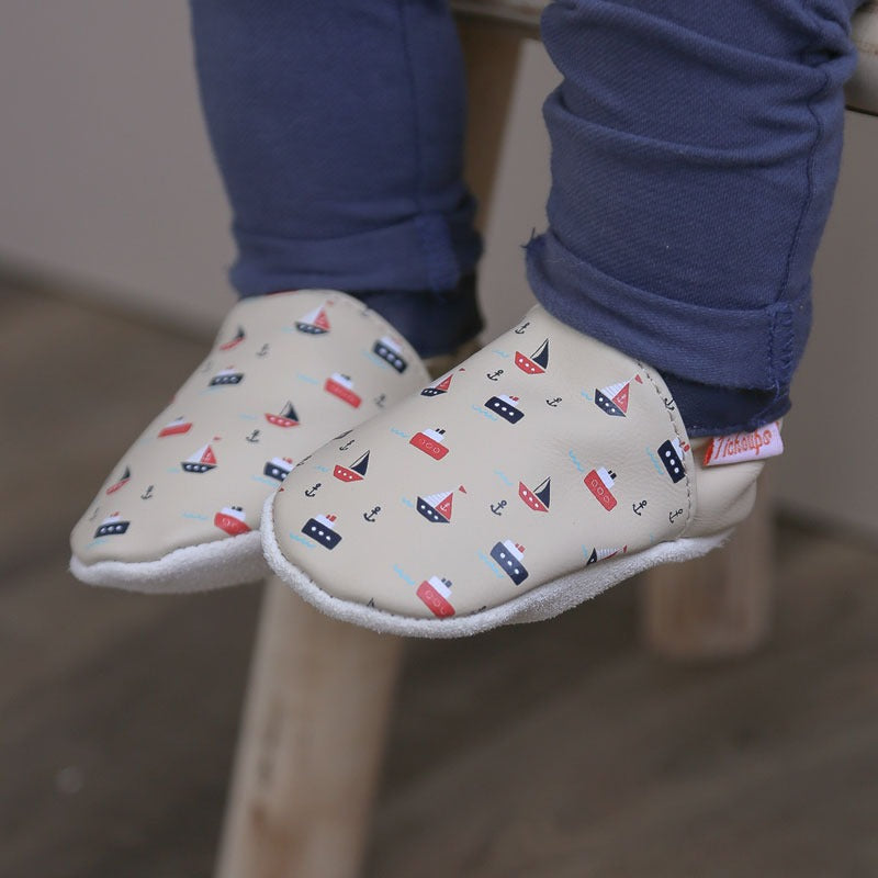 chaussons-bebe-cuir-souple-baptiste-bateaux-face