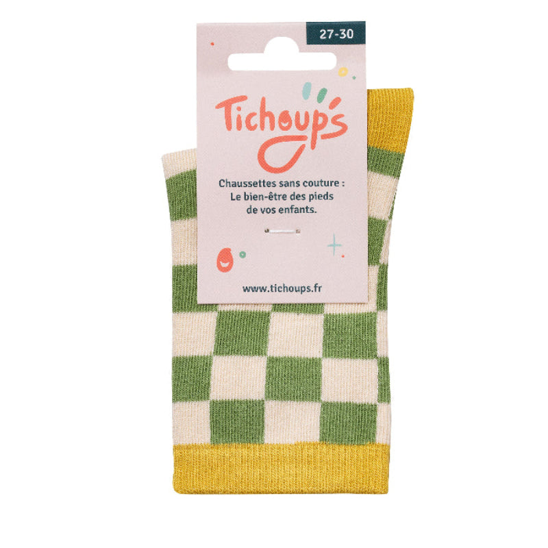 Photo avec le packaging recto des chaussettes sans couture damier vert olive et ocre .
