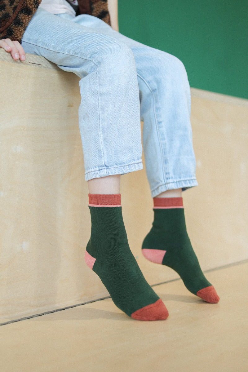 chaussettes sans couture vert et rose épaisses
