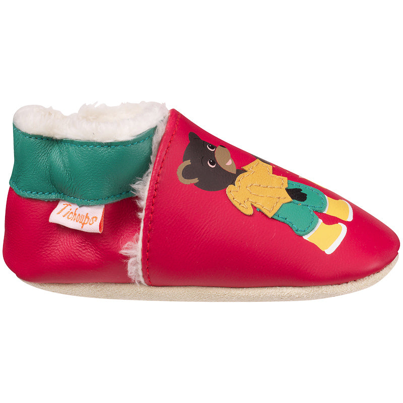Chaussons bebe cuir souple fourre petit ours brun à la ferme vue de profil