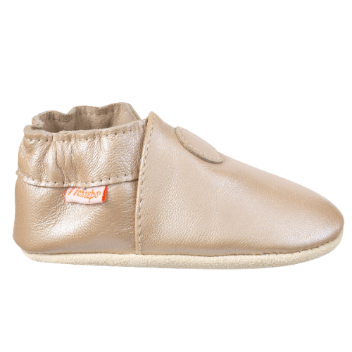 Chaussons en cuir souple pou bébé couleur neige irisé vue de profil