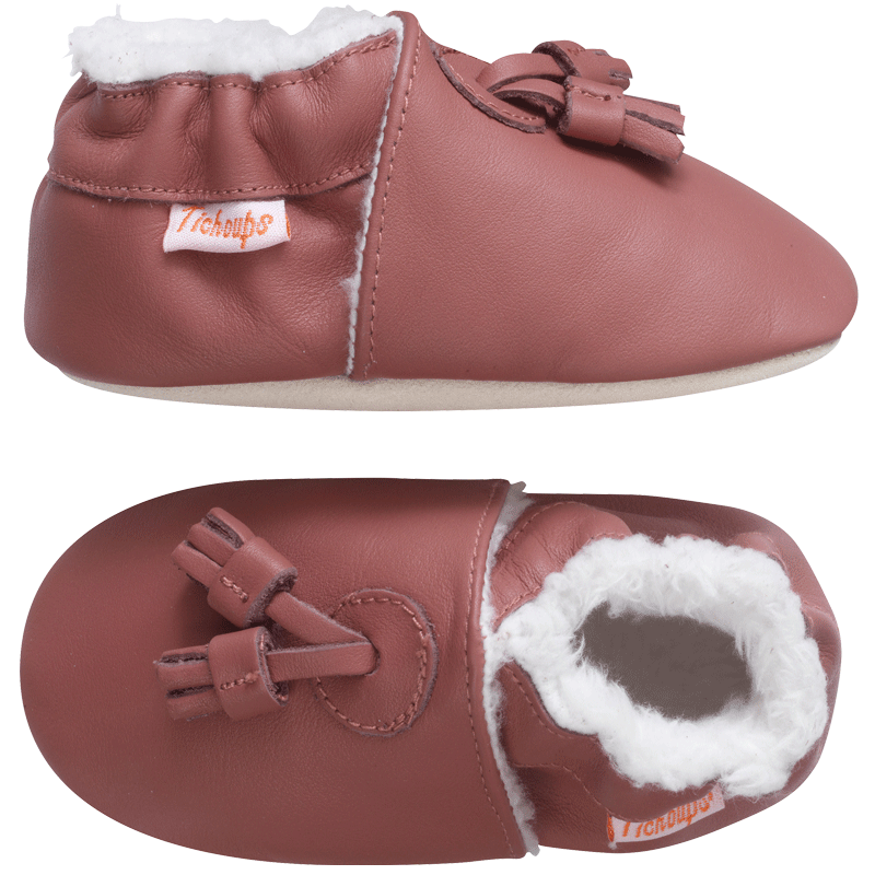 Chaussons cuir souple uni pampilles fourres havane vue de profil
