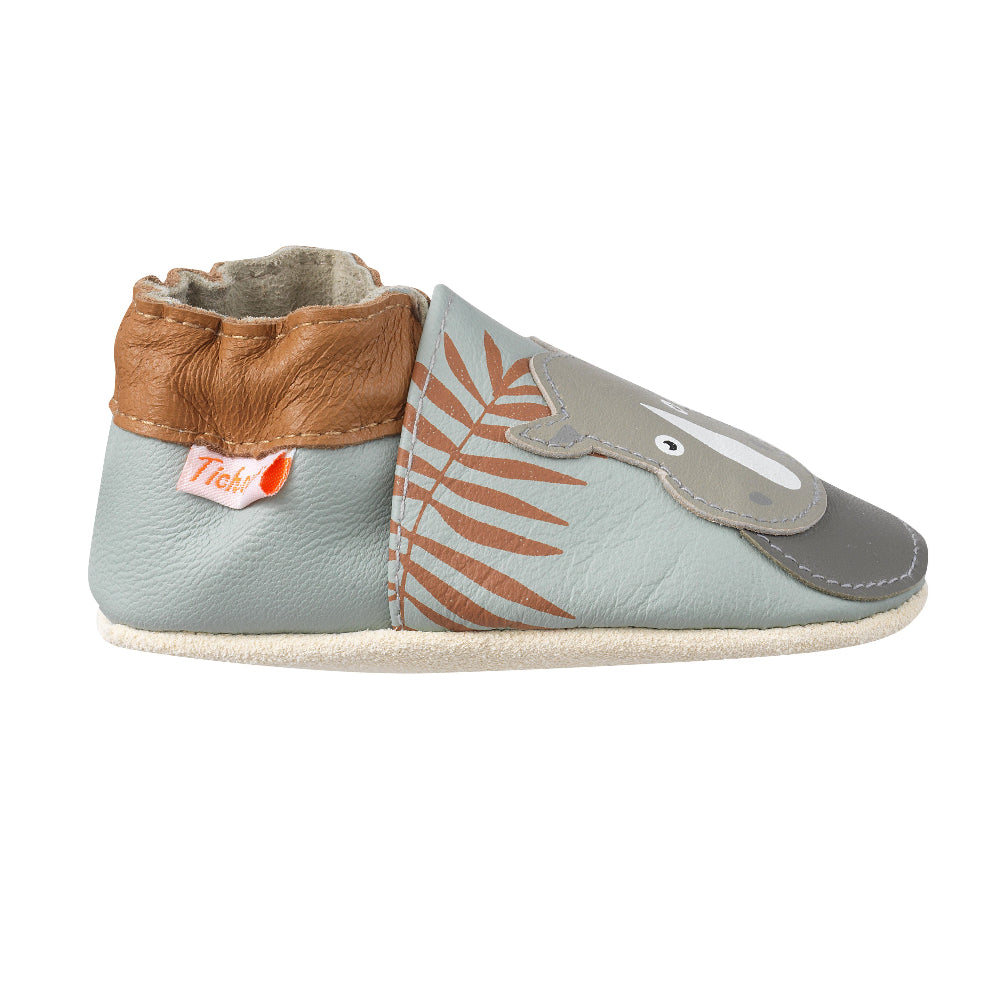 chaussons enfant cuir souple bleu claire motifs rhinocéros vue de profil