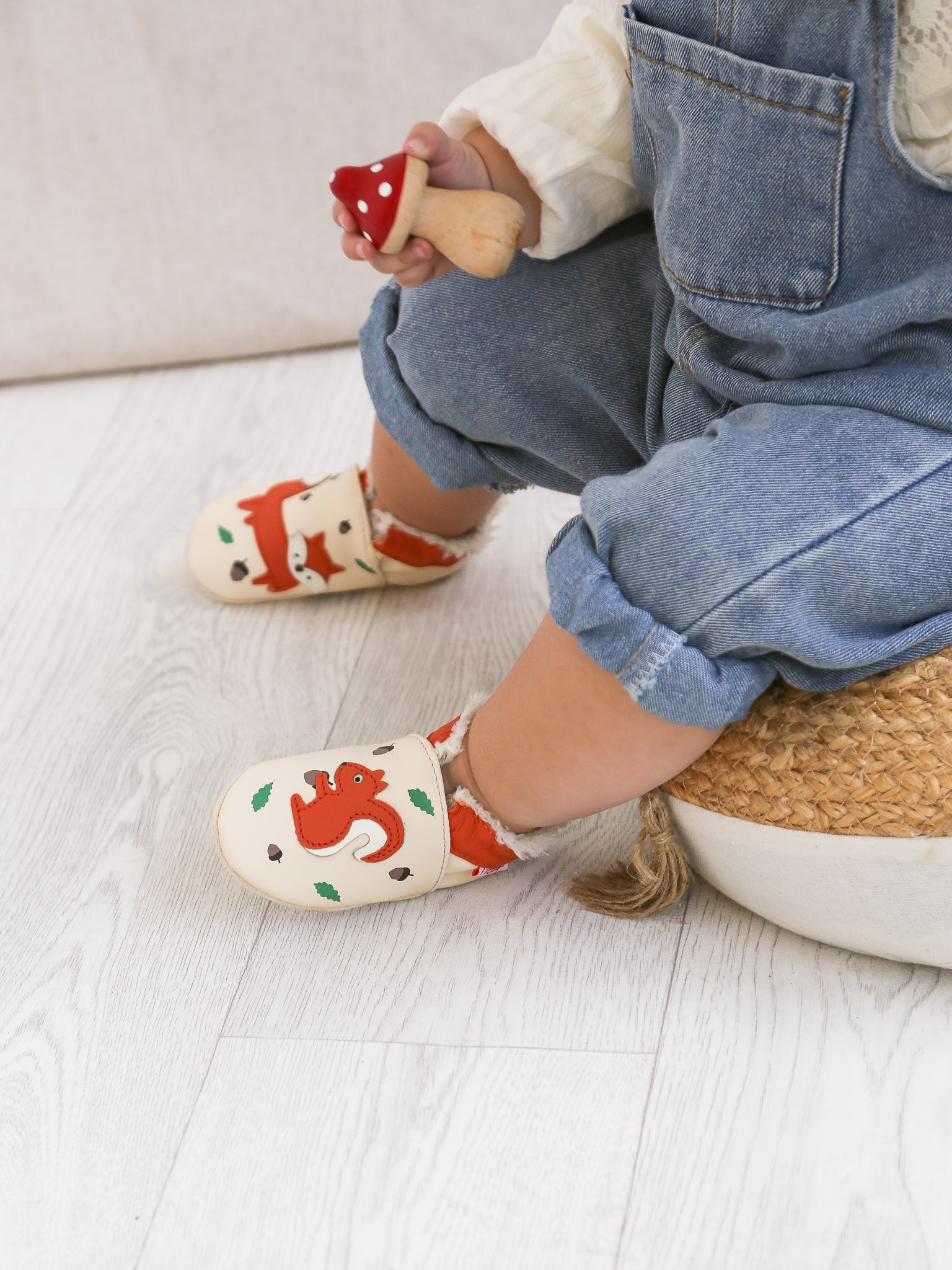 Chausson bébé : quand mettre des chaussons à son bébé ?