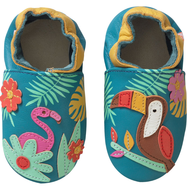 Photo des chaussons cuir souple bébé Soizic sous les tropiques vue de face.