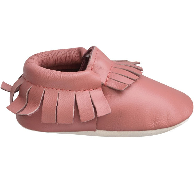 Chaussons-bebe-à-franges-rose-velours-la-redoute