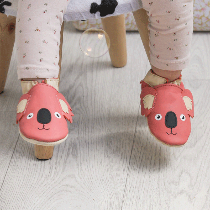 Chaussons-bebe-motifs-kim-koala-800-face