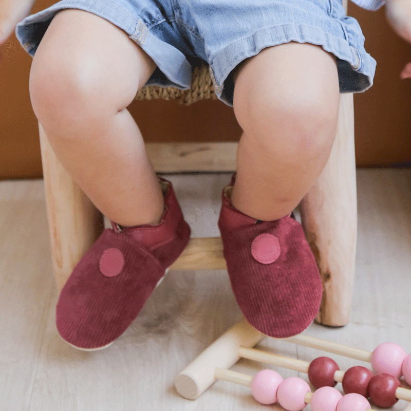 Chaussons-velours-framboise-face