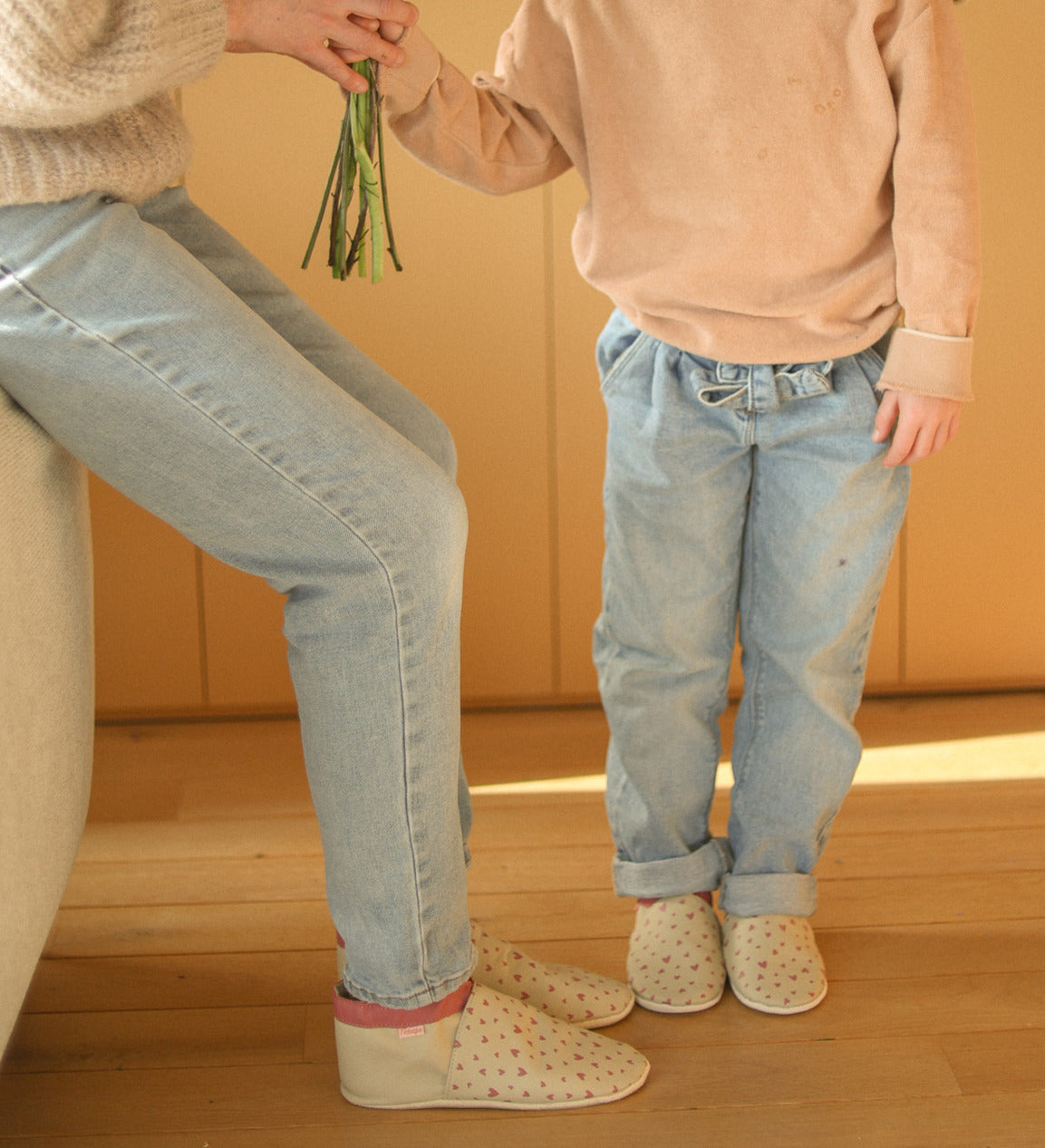 Cadeau Fête des Mères : Chaussons Adulte et Chaussettes Sans Couture
