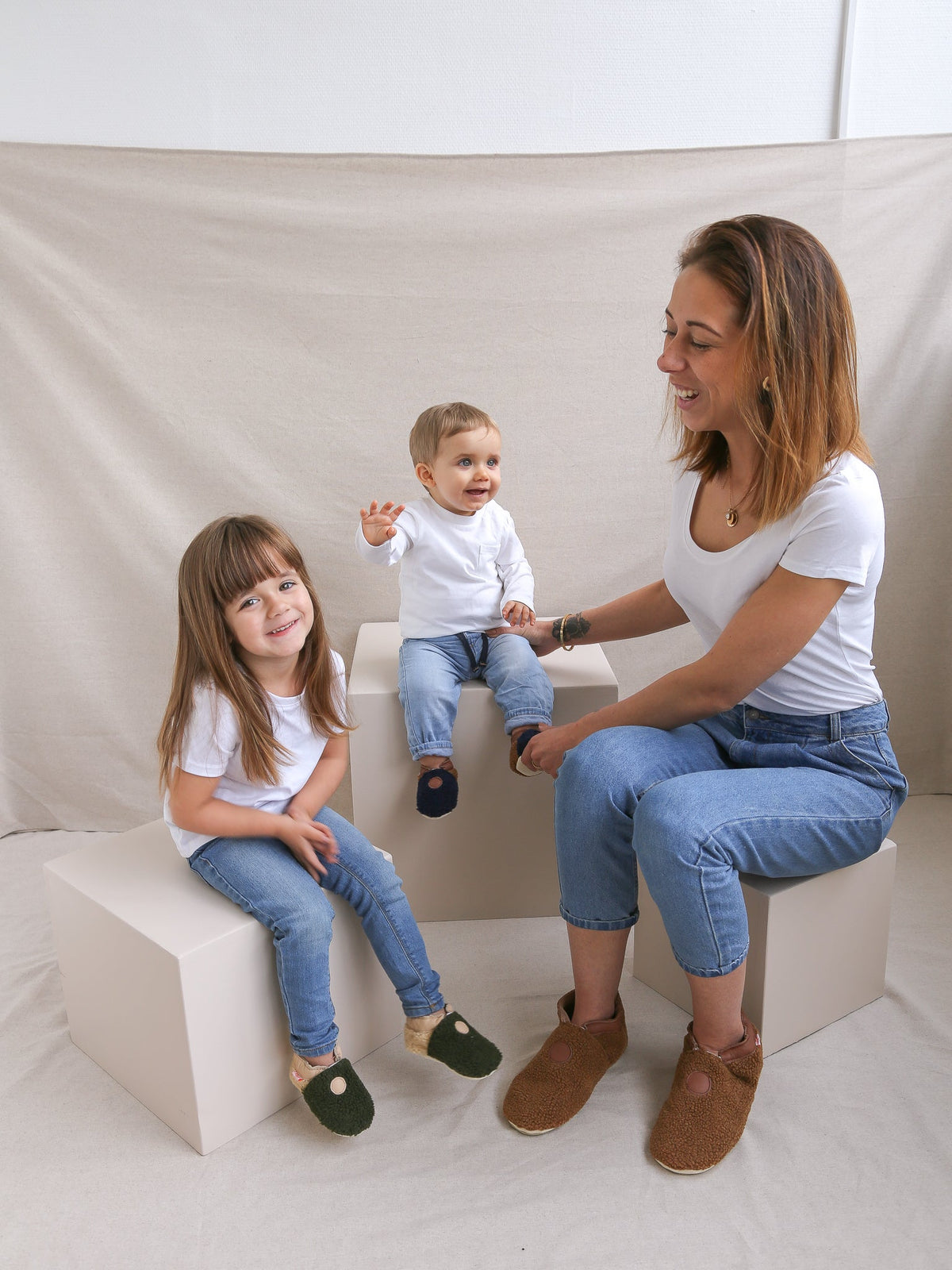 Chaussons bébé pour l'automne : lesquels choisir quand les températures baissent ?