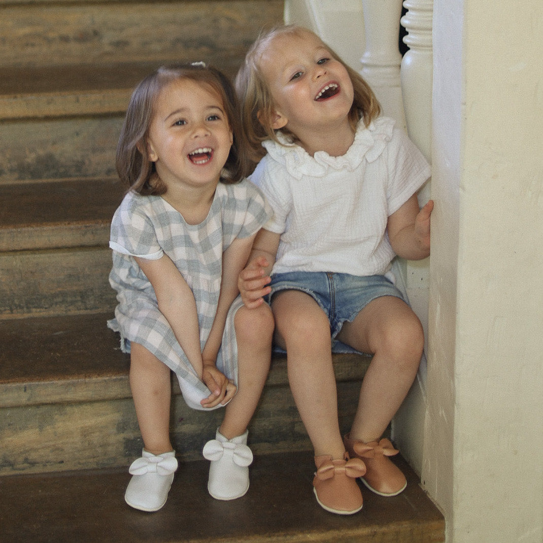 Quels chaussons choisir pour la crèche ? Le guide pour bien chausser son enfant