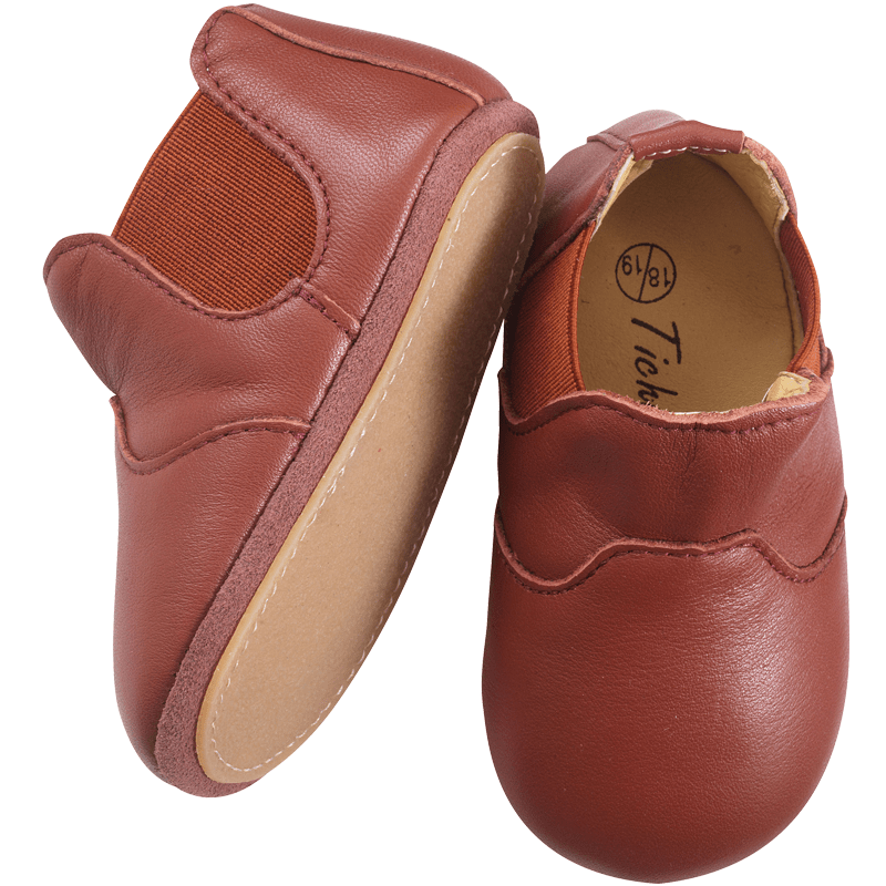 chaussures-bebe-cuir-souple-bootiz-havane-profil
