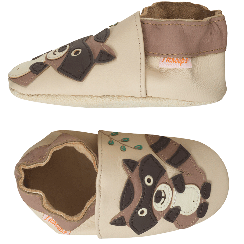chaussons-bebe-cuir-souple-oliver-raton-laveur-profil