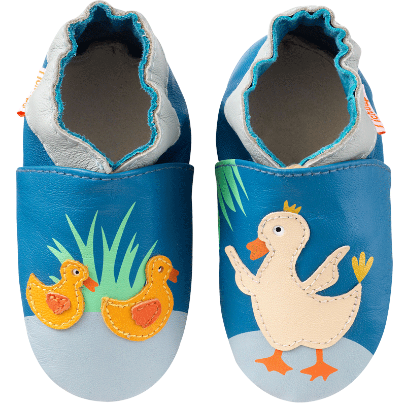 Chaussons pour bébé bleu en cuir souple avec des motifs canard