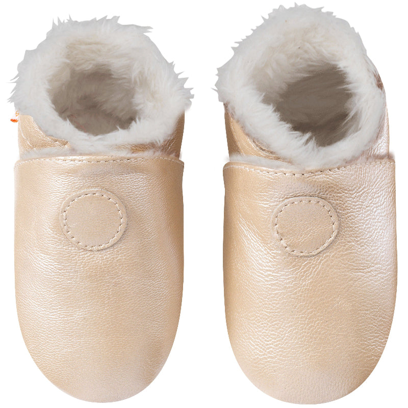 chaussons cuir souple beige irise fourrés vue de face