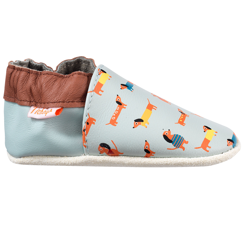 Chaussons bébé cuir souple Raphael les teckels photo vue de profil.