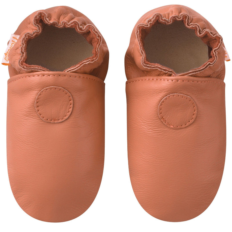 Chaussons cuir souple couleur terracotta pour enfant vue de face
