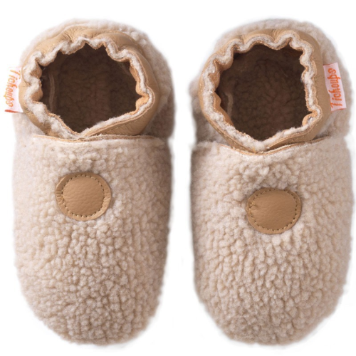 Photo des chaussons enfant souple Bouclettes café vue de face.