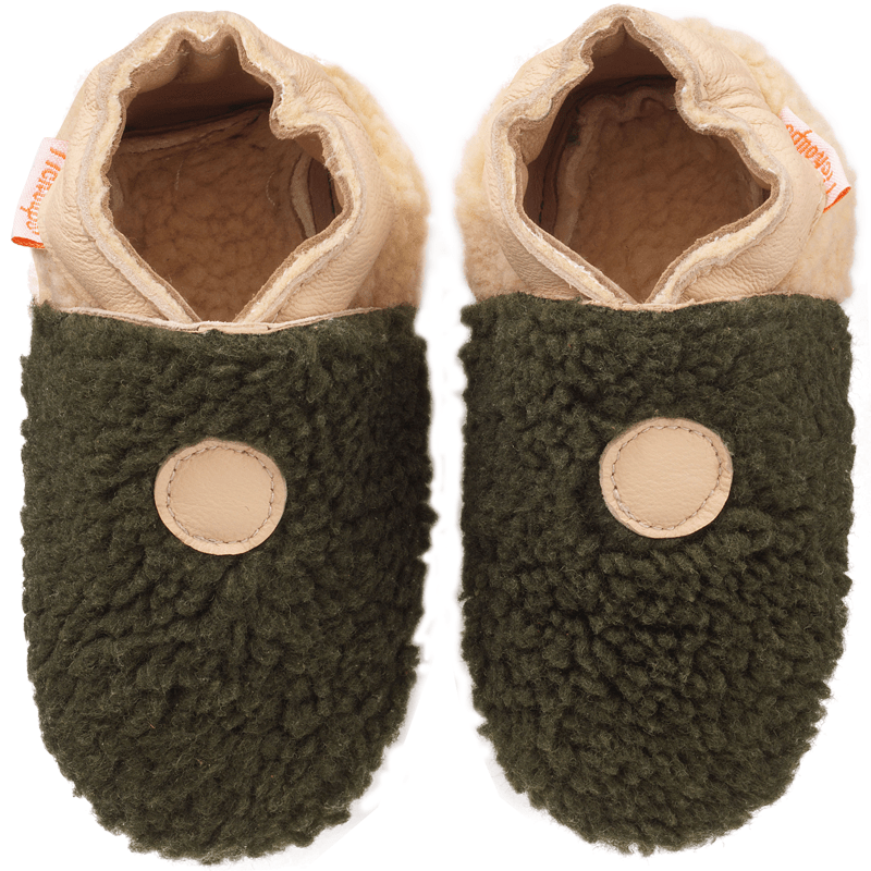 Photo des chaussons enfant souple bouclettes kaki beige vue de face
