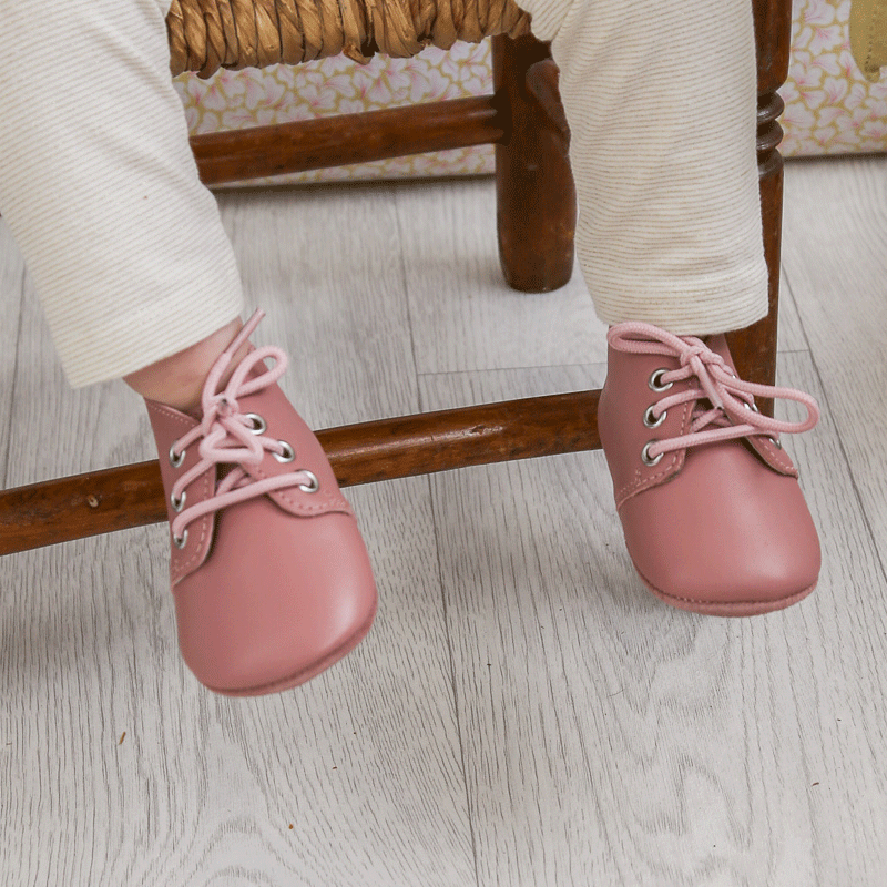 chaussure-bebe-cuir-souple-gaby-rose-velours-profil