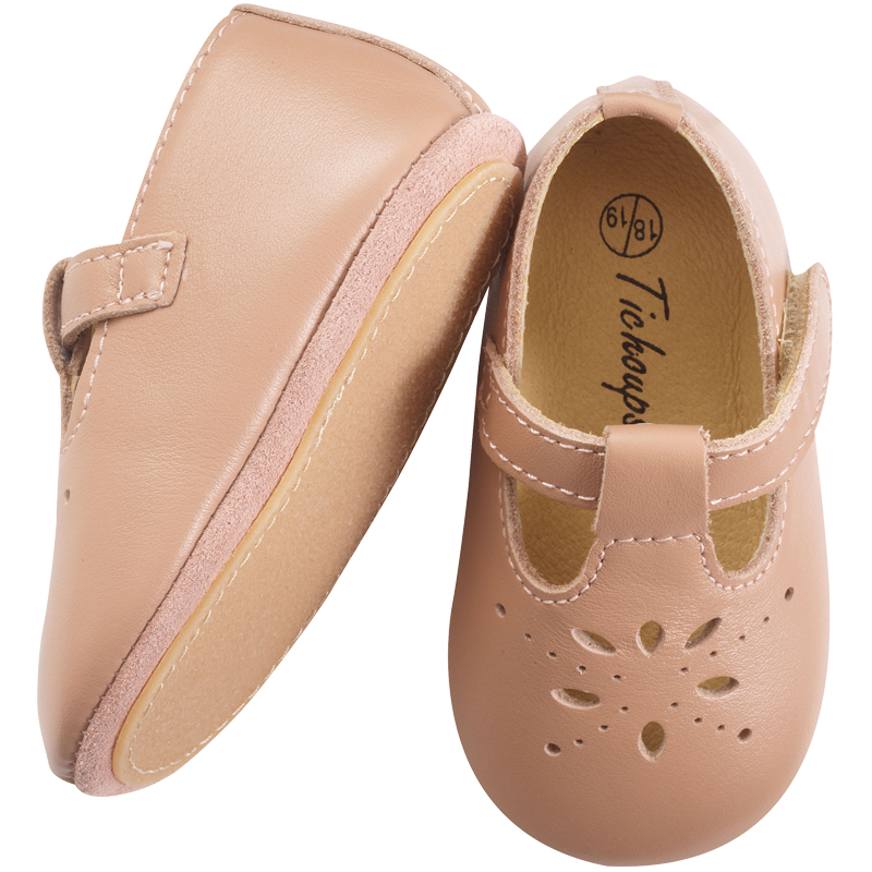 chaussures-bebe-cuir-souple-salome-nude-profil