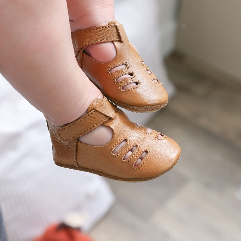 chaussures-bebe-cuir-souple-tibilly-camel-profil