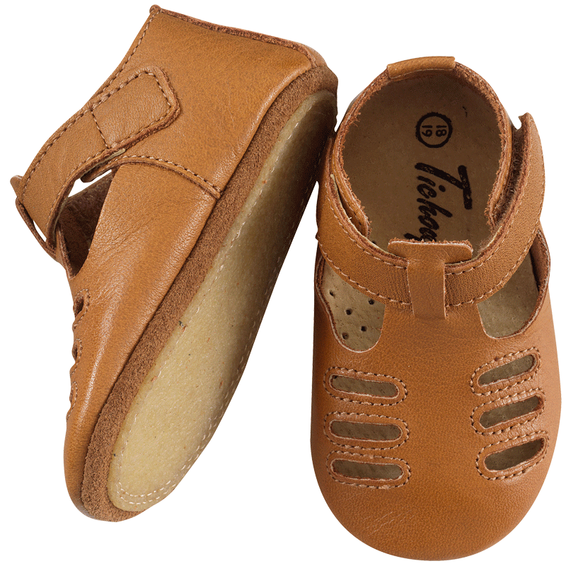 chaussures-bebe-cuir-souple-tibilly-camel-semelle